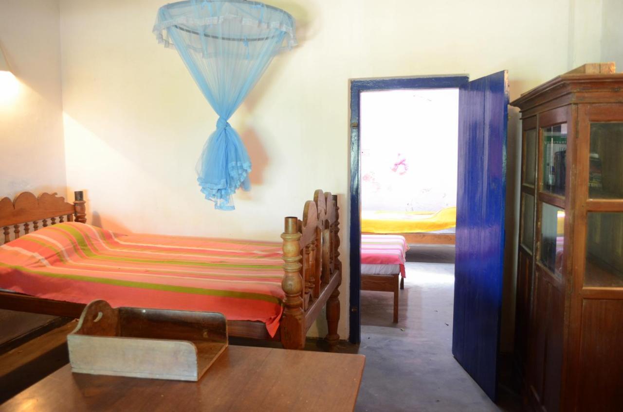 15Lmd Villa In Front Of The Lagoon Batticaloa Exteriör bild